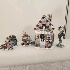 Ivy & Innocence Christmas village bundle of 4 xmas decor vtg 1998 used